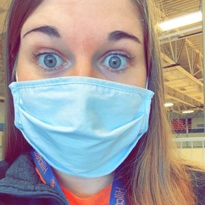 Meet your Posher, Brittni